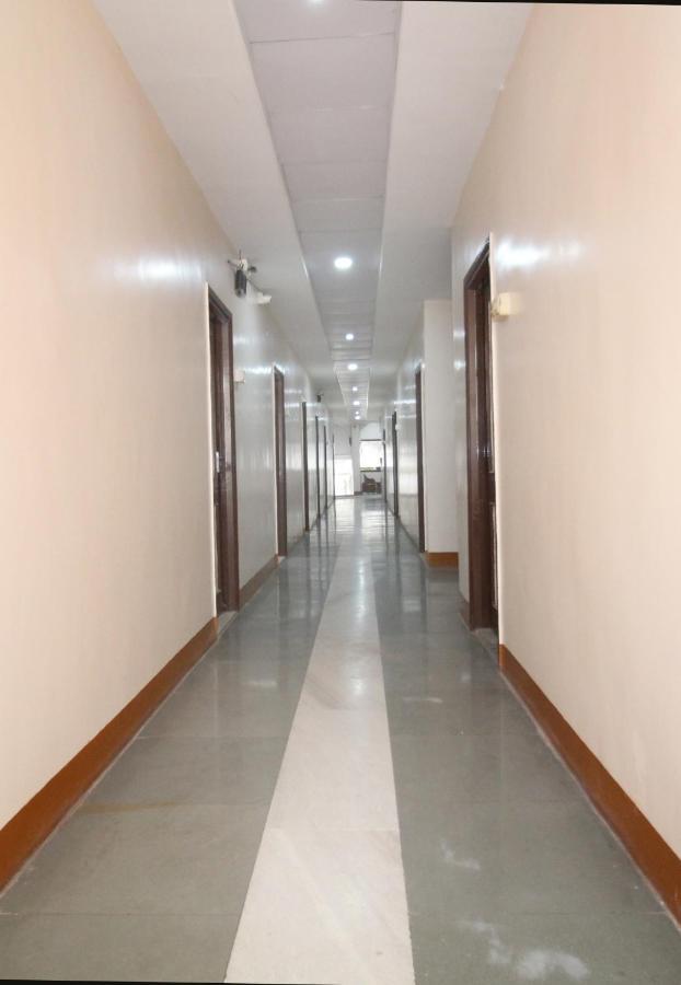 Hotel Gomatgiri ออรังกาบัด ภายนอก รูปภาพ